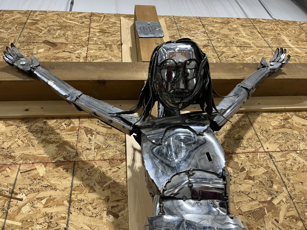 PSR - Hangar Crucifix